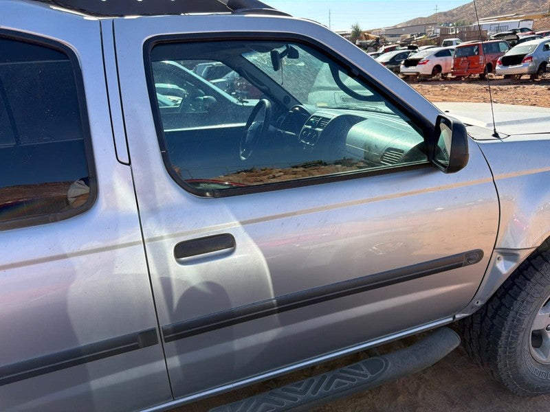 Used Front Right Door Assembly Front fits: 2004 Nissan Xterra electric