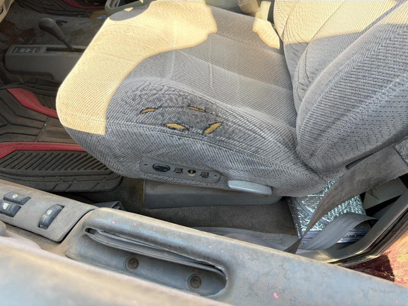 Used Seat Front fits: 1995 Chevrolet 2500 PICKUP Seat Front Grade A