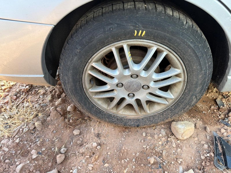 Used Wheel fits: 2006 Ford Focus 15x6 16 spoke 8 double alloy Grade A