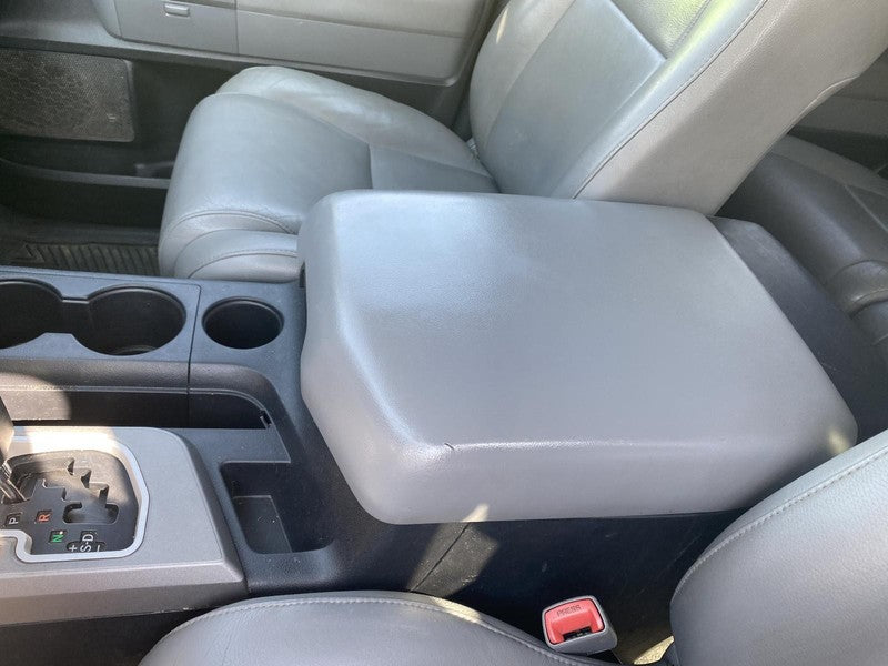 Used Right Door Mirror fits: 2012 Toyota Sequoia Power heated w/o powe