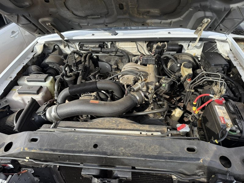 Used Front Left Door Assembly Front fits: 2001 Ford Ranger manual Fron