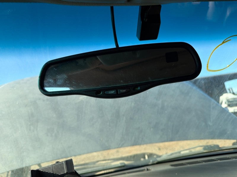 Used Interior Rear View Mirror fits: 2002 Chevrolet Tahoe Int Rr View 
