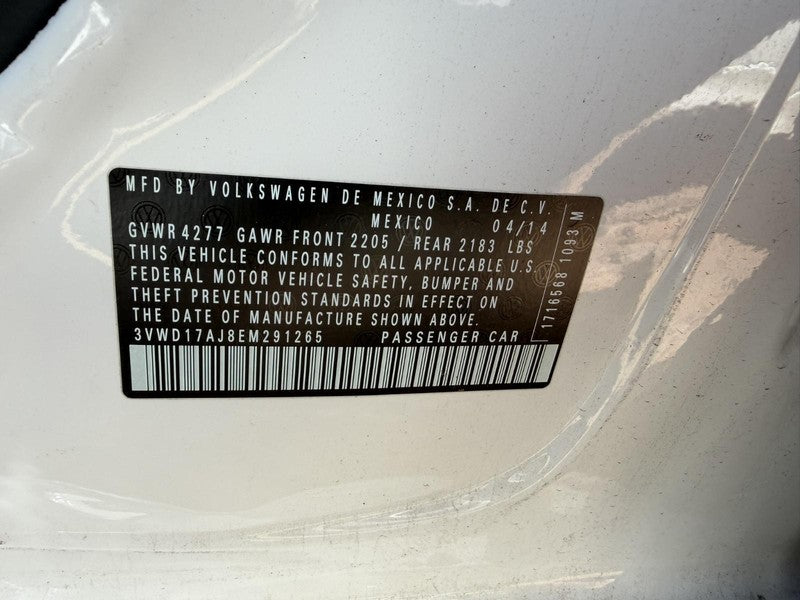 Used Air Cleaner Assembly fits: 2014 Volkswagen Jetta 1.8L engine ID C