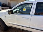 Used Front Left Door Assembly Front fits: 2005 Jeep Grand cherokee lam