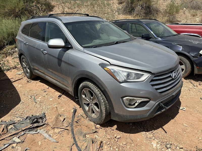 Used Left Headlight Assembly fits: 2014 Hyundai Santa fe Korea built 3