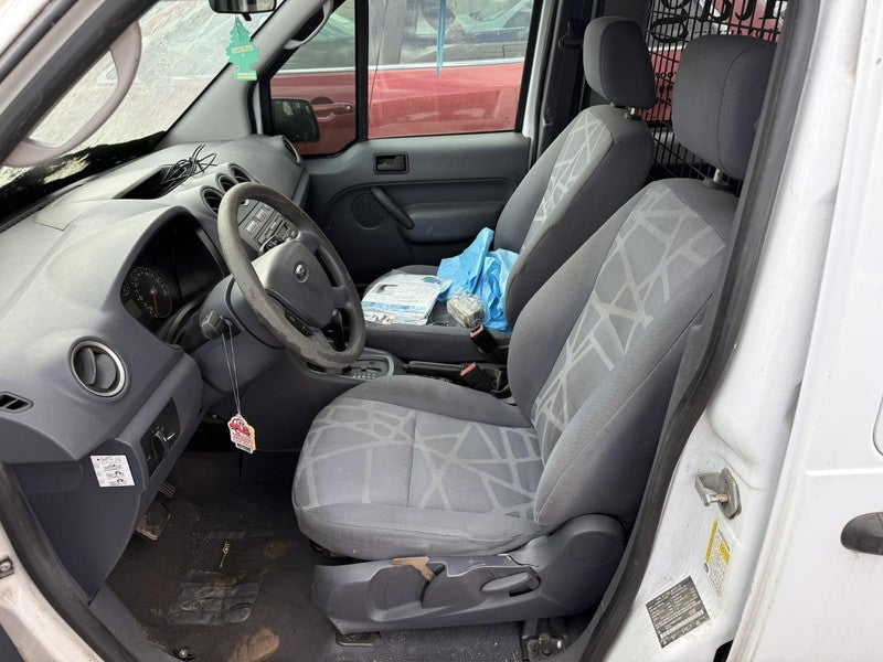 Used Air Cleaner Assembly fits: 2011 Ford Transit connect 2.0L gasolin