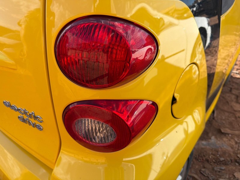 Used Right Tail Light Assembly fits: 2014 Smart  Right Grade A