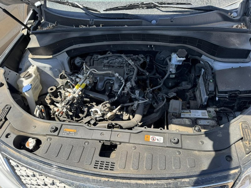 Used Left Headlight Assembly fits: 2014 Kia Sorento w/LED accents xeno