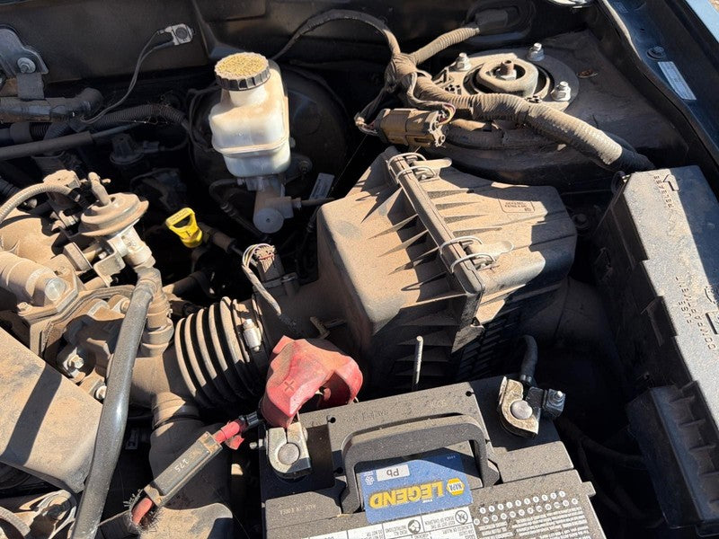 Used Air Cleaner Assembly fits: 2008 Ford Escape 3.0 Grade A