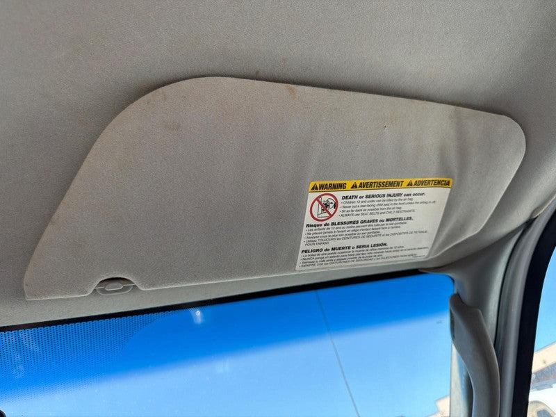 2005 - 2007 Ford F350SD Pickup Passenger Side Sun Visor