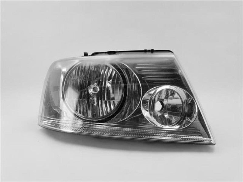 Used Right Headlight Assembly fits: 2007 Ford F150 PICKUP New Style Ri