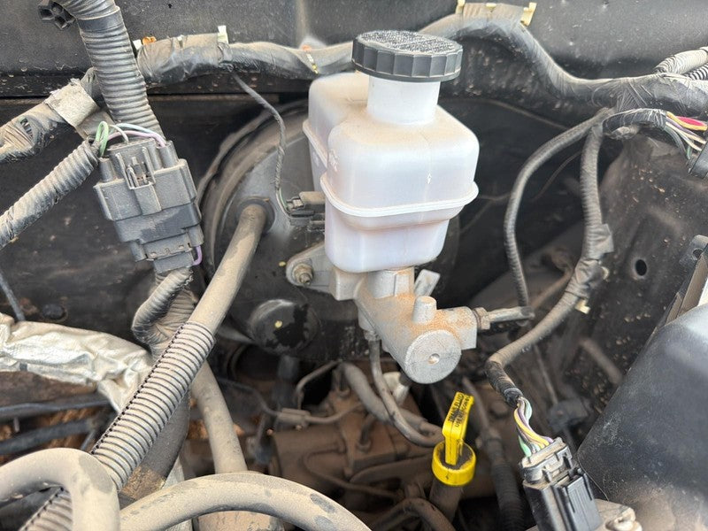 2009 - 2012 Ford Escape Air Cleaner Assembly