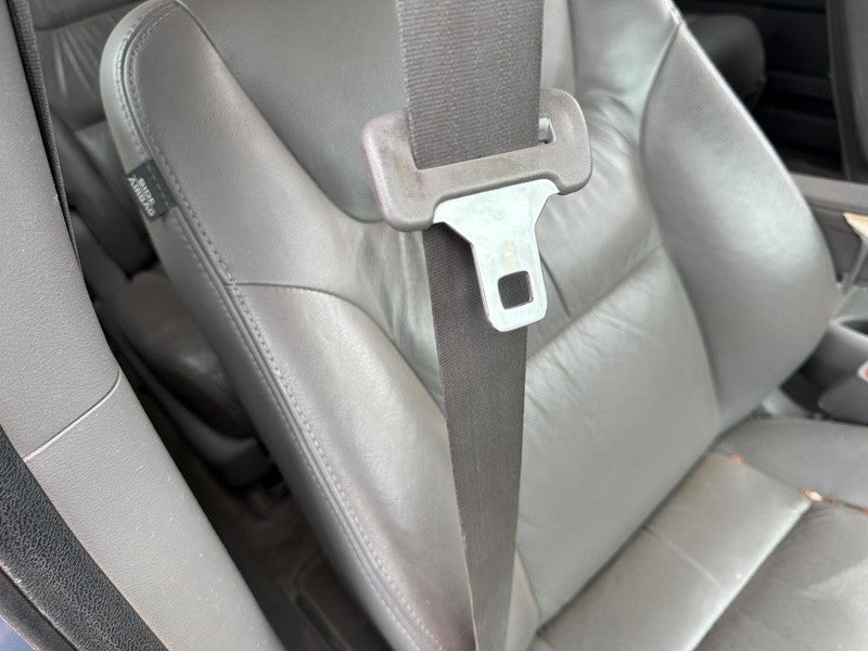 Used Front Right Seat Belt Front fits: 2008 Honda Odyssey bucket seat 