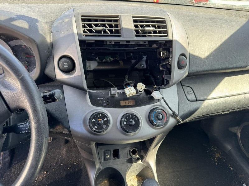 Used Transfer Case Assembly fits: 2007 Toyota Rav4 6 cylinder Grade C