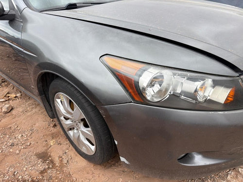 Used Fender fits: 2009 Honda Accord Grade A