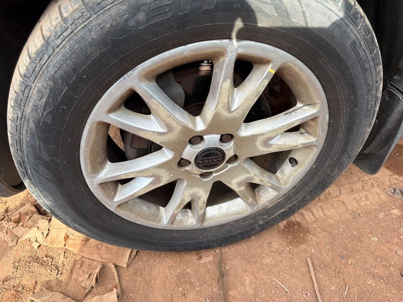 Used Wheel fits: 2004 Volvo XC90 18x7 alloy Grade A
