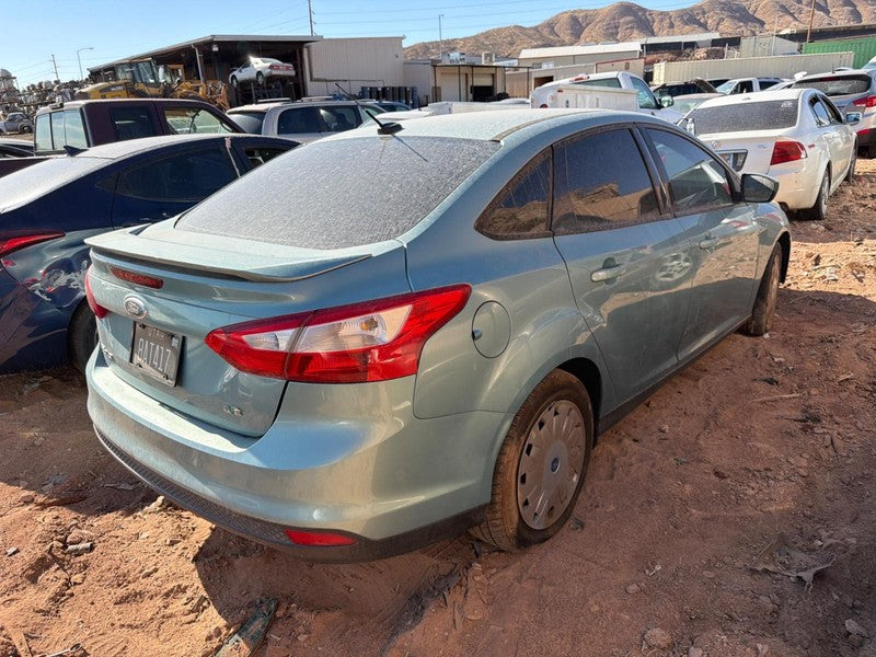 Used Air Cleaner Assembly fits: 2012 Ford Focus gasoline 2.0L w/o turb