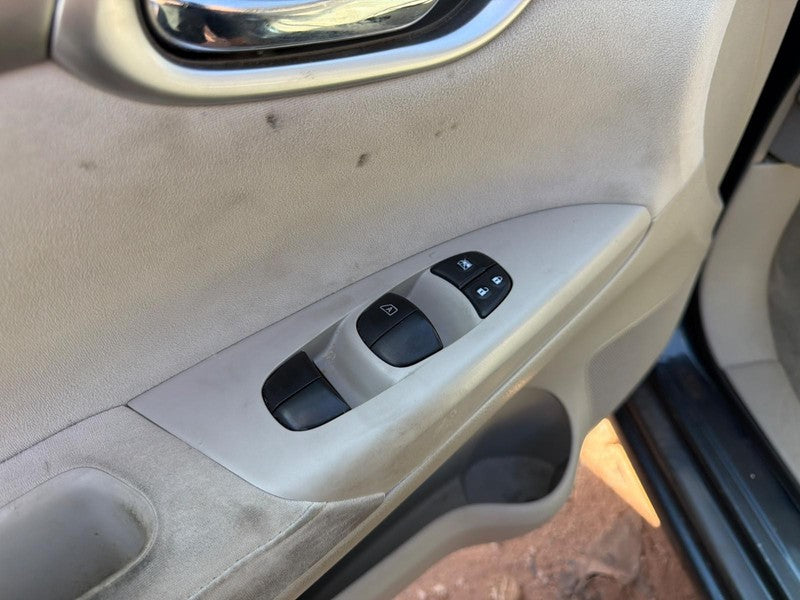2013 - 2019 Nissan Sentra Driver Side Door Lock and Window Switch
