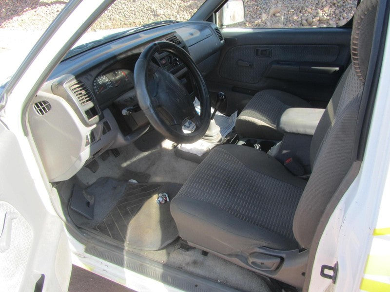 Used Rear Back Glass fits: 1999 Nissan Frontier w/sliding window priva