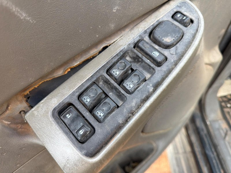 2006 Chevrolet Suburban 1500 Driver Side Lock, Mirror and Window Switc