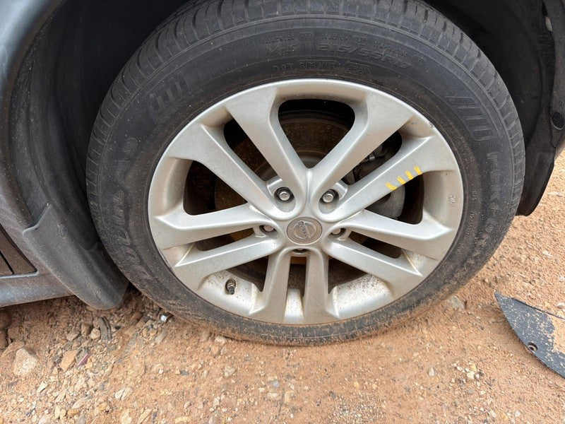 Used Wheel fits: 2011 Nissan Juke 17x7 alloy 5 spoke double spoke Grad
