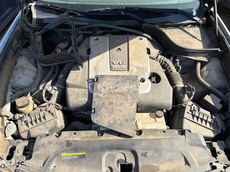Used Left Air Cleaner Assembly fits: 2010 Infiniti G37 VQ35HR thru 12/