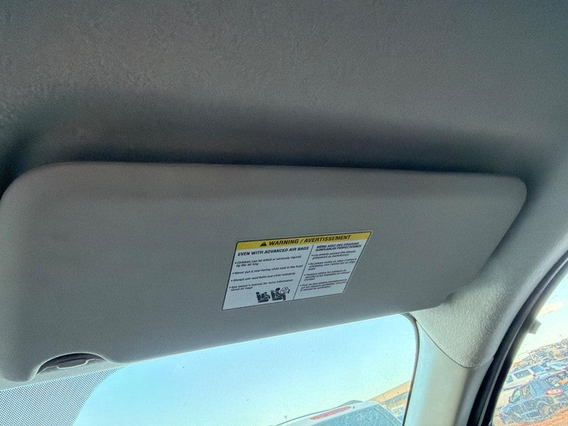 Used Right Sun Visor fits: 2021 Nissan Nv200 without illumination Carg