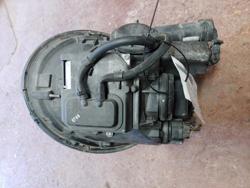 Used Right Headlight Assembly fits: 2003 Mini COOPER HT xenon HID Righ