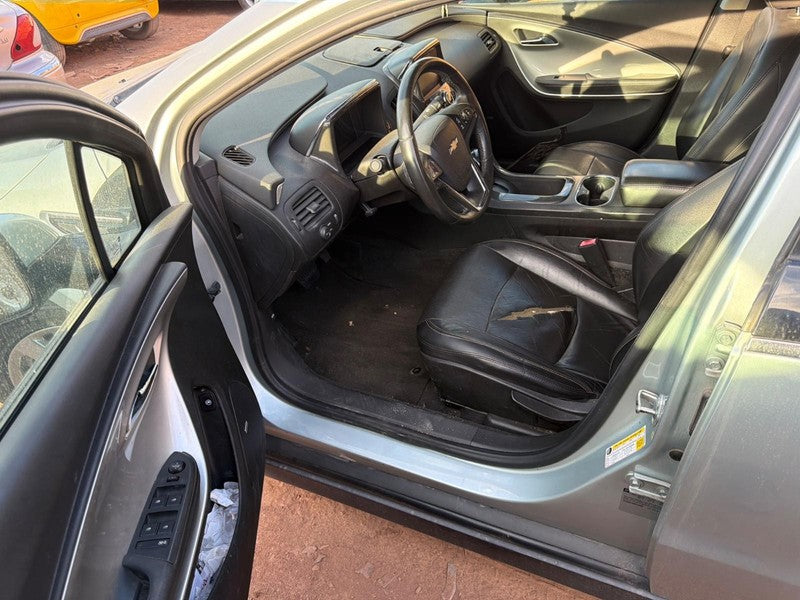 Used Front Right Door Interior Trim Panel fits: 2011 Chevrolet Volt Tr
