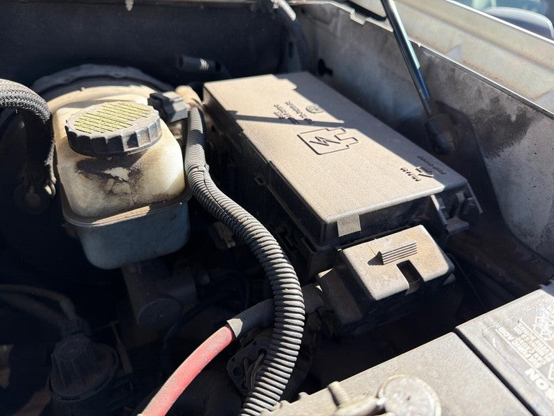 Used Fuse Box Engine fits: 2006 Ford Explorer 4 Dr exc. Sport Trac 4.0