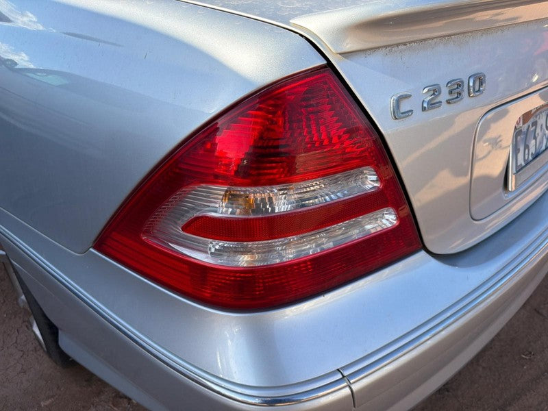Used Left Tail Light Assembly fits: 2007 Mercedes-benz Mercedes c-clas