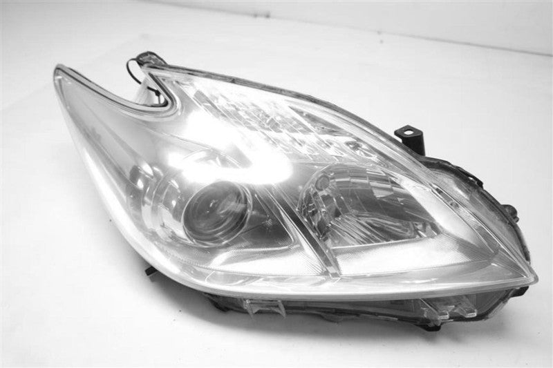 Used Right Headlight Assembly fits: 2013 Toyota Prius Prius VIN DU 7th