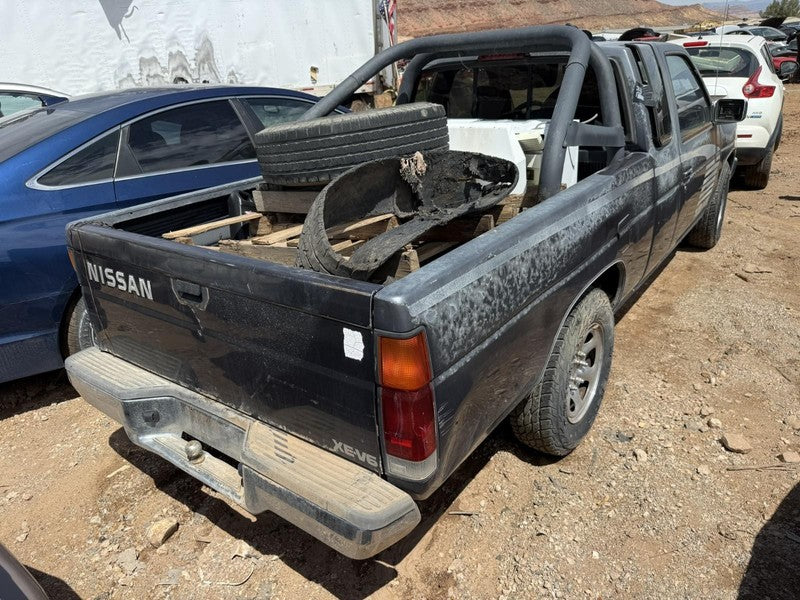 Used Front Right Door Assembly Front fits: 1995 Nissan PICKUP from 7/9