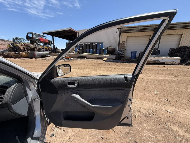 Used Front Right Door Assembly Front fits: 2002 Honda Civic Sdn R. ele