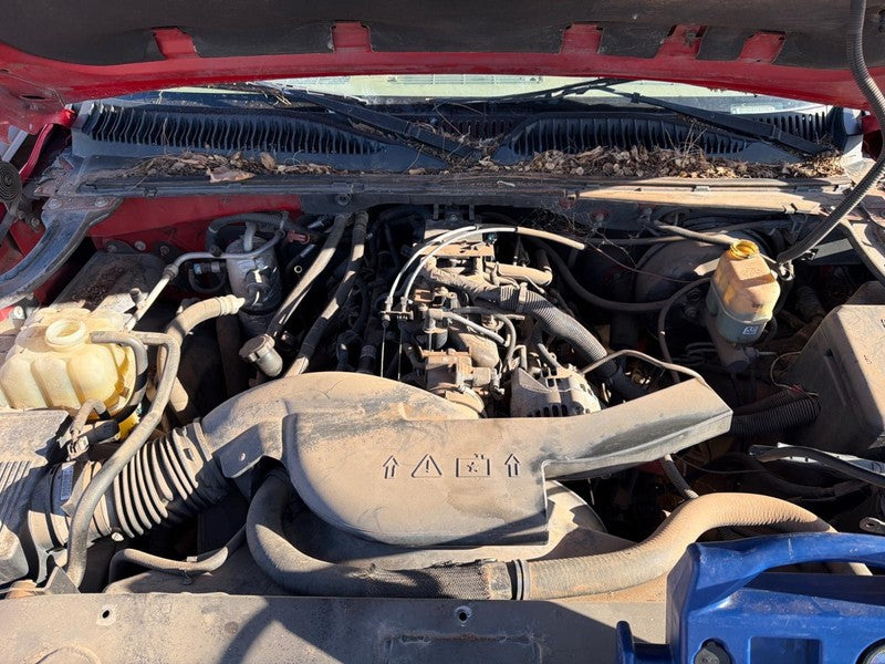 Used Alternator fits: 2001 Chevrolet Tahoe 130 amp opt KG8 ID 10480390