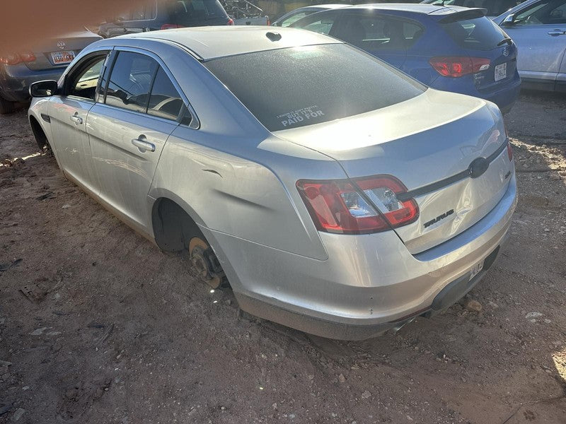 Used Left Tail Light Assembly fits: 2011 Ford Taurus quarter panel mou