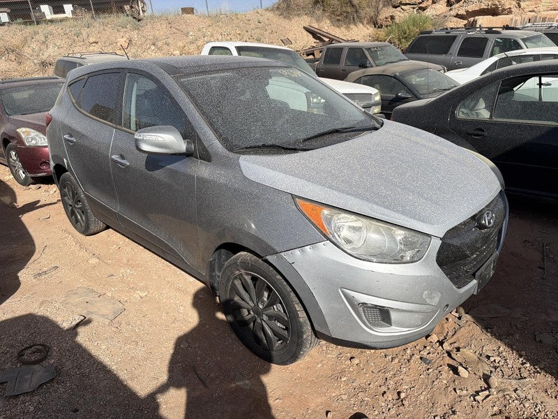 Used Front Right Seat Front fits: 2013 Hyundai Tucson bucket air bag h