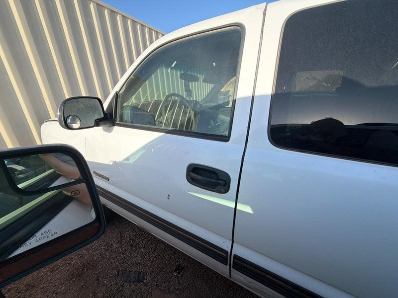 Used Front Left Door Assembly Front fits: 2001 Chevrolet Silverado 150