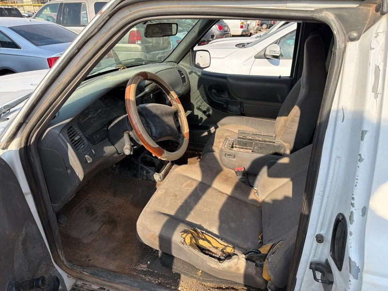 Used Air Cleaner Assembly fits: 2000 Ford Ranger 3.0 Grade A