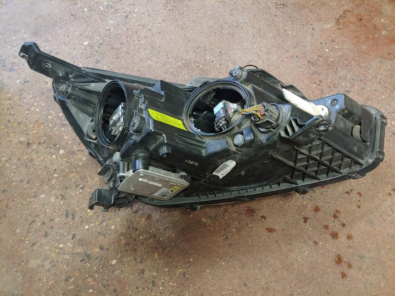 Used Left Headlight Assembly fits: 2014 Kia Cadenza US market xenon HI