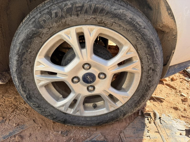 Used Wheel fits: 2015 Ford Fiesta 15x6 aluminum 5 split spokes painted
