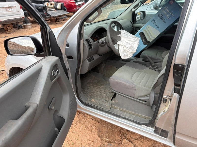 Used Front Left Seat Front fits: 2013 Nissan Frontier bucket air bag m