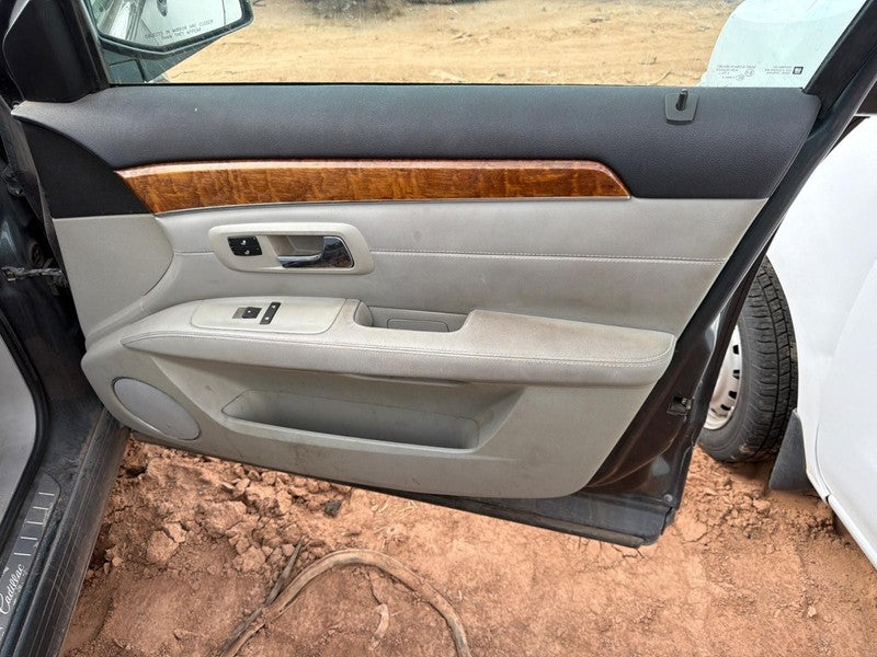 Used Front Right Door Interior Trim Panel fits: 2007 Cadillac Srx Trim
