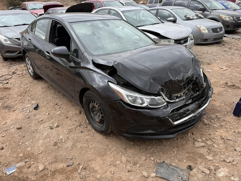 Used Left Headlight Assembly fits: 2018 Chevrolet Cruze halogen w/o LE