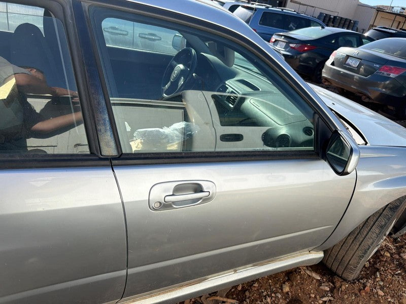 Used Front Right Door Assembly Front fits: 2005 Subaru Impreza electri