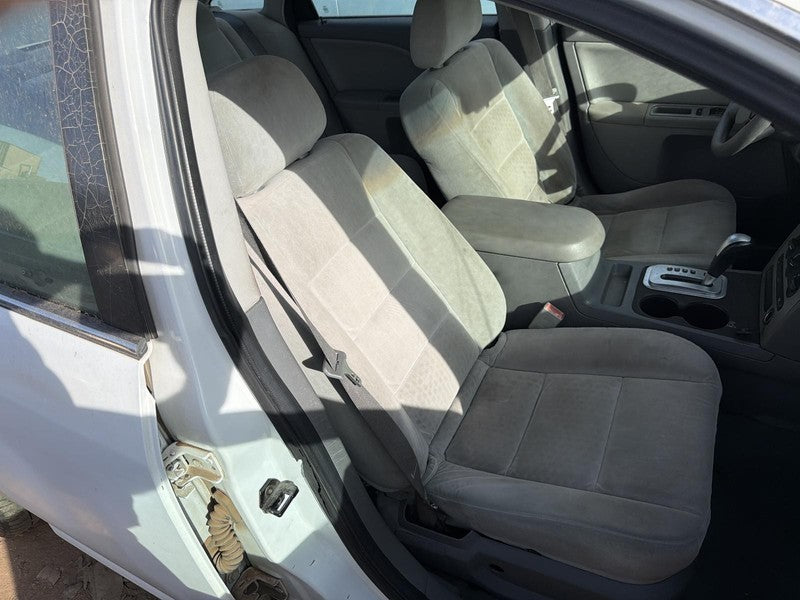 Used Front Right Seat Front fits: 2006 Ford Five hundred bucket SE w/o