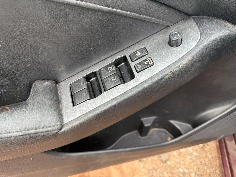 2012 - 2013 Nissan Altima Driver Side Mirror Switch