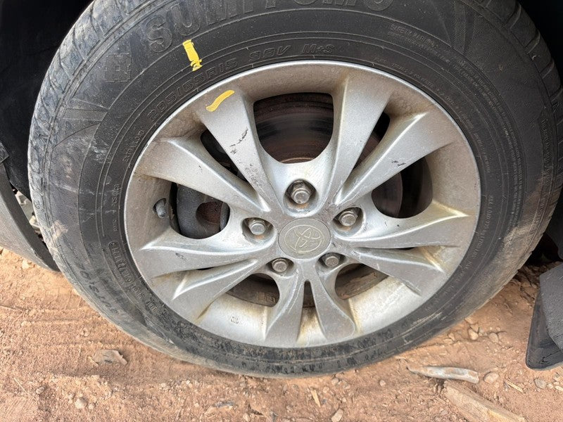 Used Wheel fits: 2005 Toyota Camry 15x6-1/2 alloy 10 spoke Grade A
