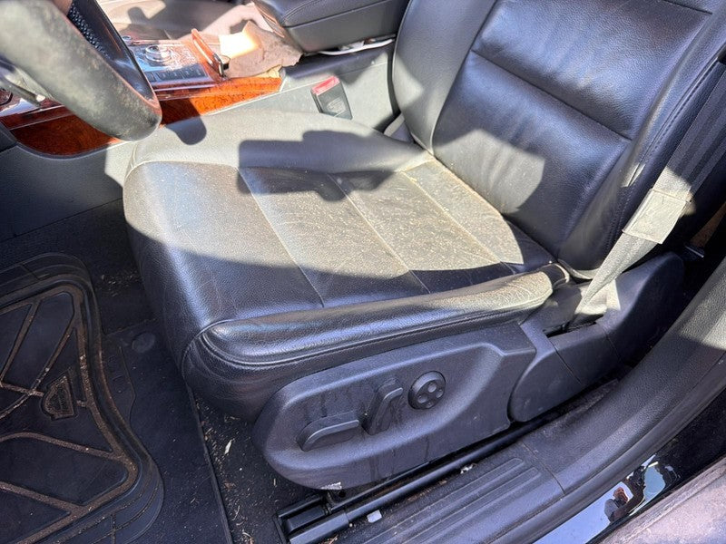 2011 Audi A6 Driver Side Front Seat leather, electric, w/o memory