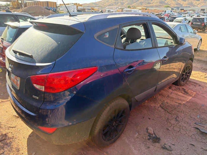 Used Front Left Seat Front fits: 2015 Hyundai Tucson bucket air bag cl
